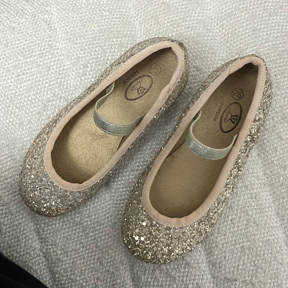 Papouelli London sparkly shoes size 25